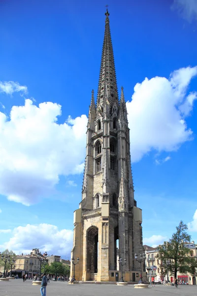 Belltower of Saint-Michel Basilica (14th-16th ct.), UNESCO herit — Stock Photo, Image
