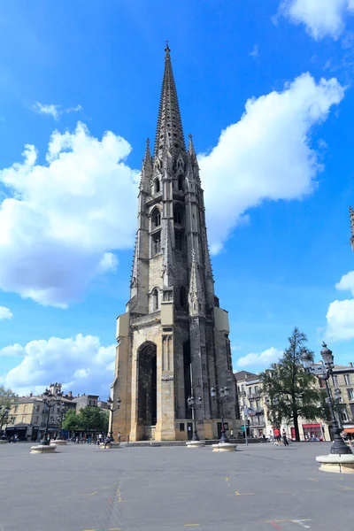 サン ・ ミッシェル大聖堂の鐘楼 (14-16 カラット) ユネスコ遺産 — ストック写真