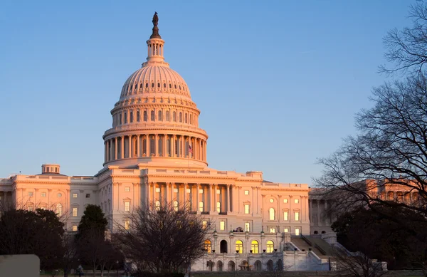 Bina önce günbatımı, washington dc, ABD capitol — Stok fotoğraf