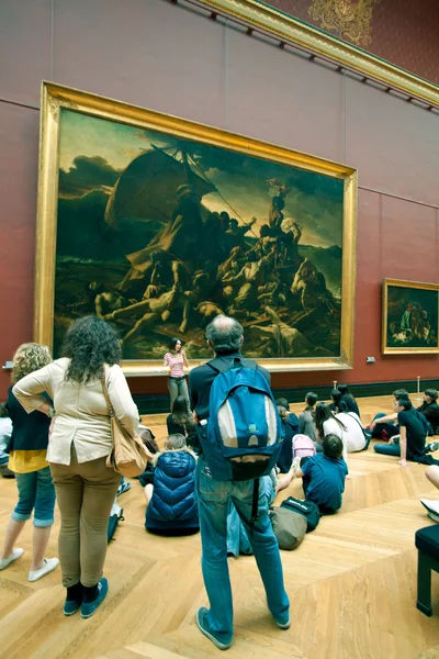 Iç ve vistors louvre Musée du Louvre, paris, Fransa — Stok fotoğraf