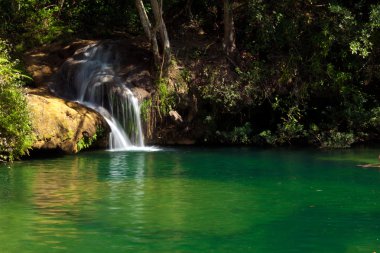 Şelalenin topes de collantes, Küba
