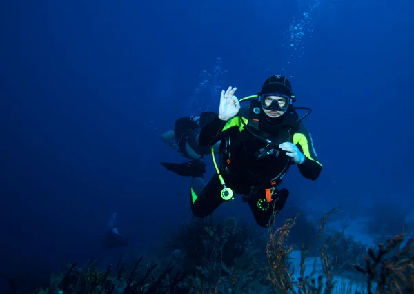 Diver, showing ok sign, Cuba — Stock Photo, Image