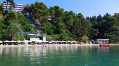 hızlandırılmış: turist plajda tipik corfu, Yunanistan