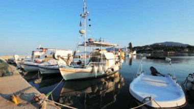 teknelerin küçük Harbor yakınındaki vlacherna Manastırı, Vigla, corfu, Yunanistan