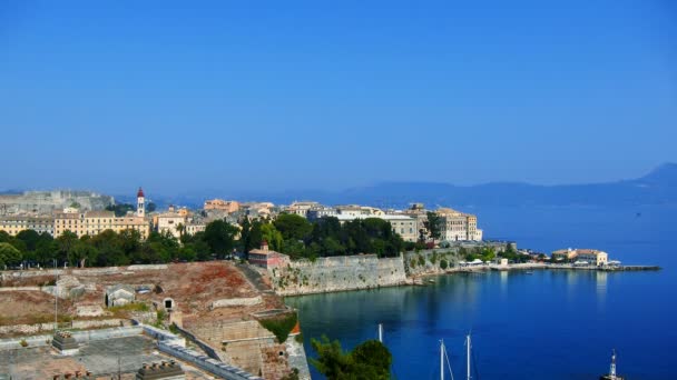 Time-lapse: antenne bekijken van oude stad van de oude vesting, kerkyra, corfu, Griekenland. — Stockvideo