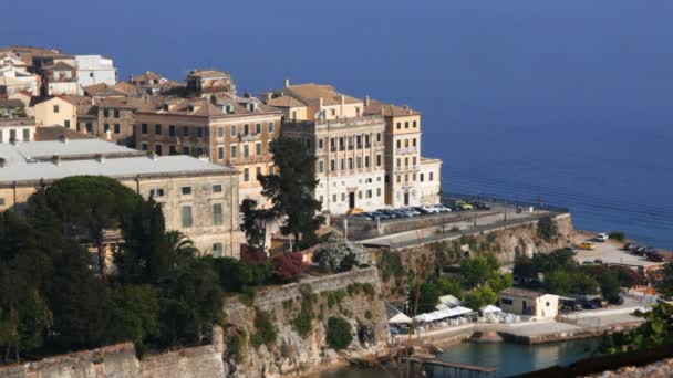 Widok z lotu ptaka od starej fortecy na miasto, kerkyra, wyspa Korfu, Grecja — Wideo stockowe