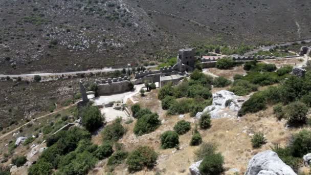 Saint Hilarion Castle in Kyrenia mountain range, North Cyprus — Stock Video