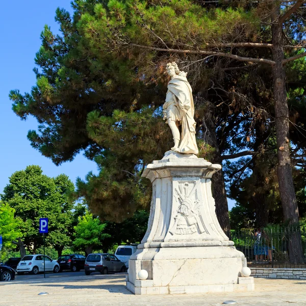 Monument to Schulenburg (1718, by Antonio Corradini), Kerkyra, C — Stock Photo, Image