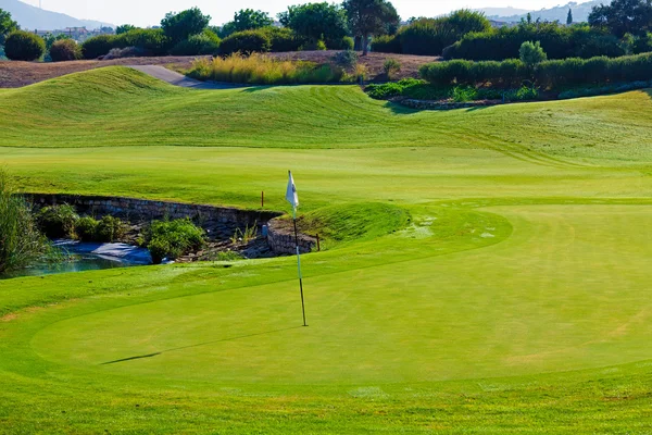 Poner verde del campo de golf —  Fotos de Stock