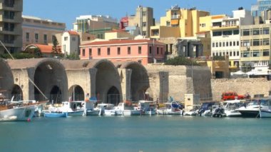 tekneler Harbor yakınlarında Venedik Kalesi koules, heraklion, Girit