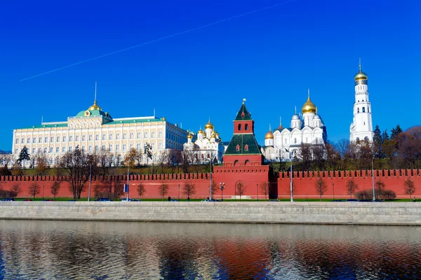 Moscovo Rio Kremlin e Moskva, Rússia — Fotografia de Stock