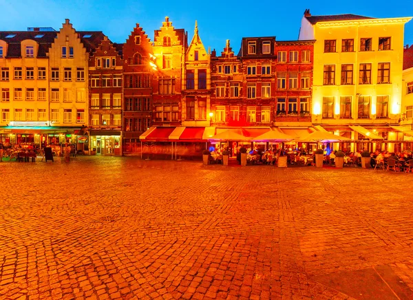 Cathedral square på natten, Antwerpen — Stockfoto