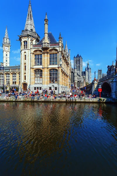 Graslei - riverside i Gent, Belgien — Stockfoto