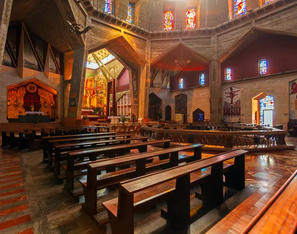 Interieur van de kathedraal van de opstanding in nazareth — Stockfoto