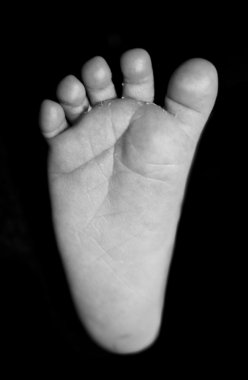 Yeni doğan bebeğin ayak