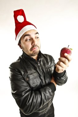 genç adam Noel topu ile