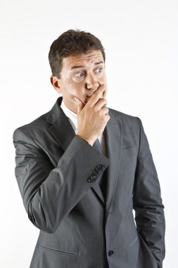 üst düzey iş adamı karşı beyaz izole düşündü kaybetti