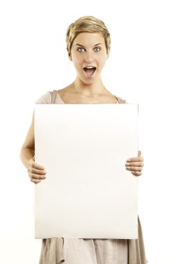 bir whtie içinde izole bir banner Ekle tutan güzel seksi kadın