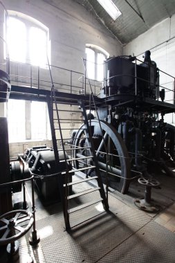 eski vintage fabrika