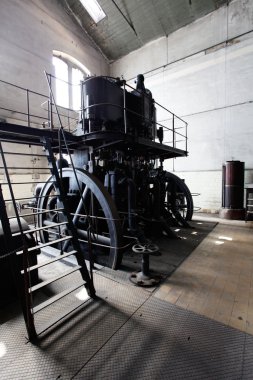 eski vintage fabrika