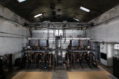 eski vintage fabrika