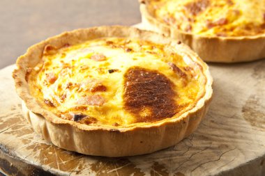 quiches lorraines