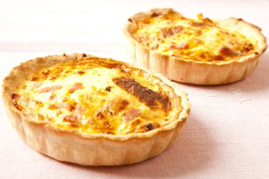 quiches lorraines