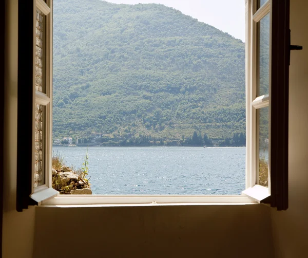 Window wuth sea view — Stock Photo, Image