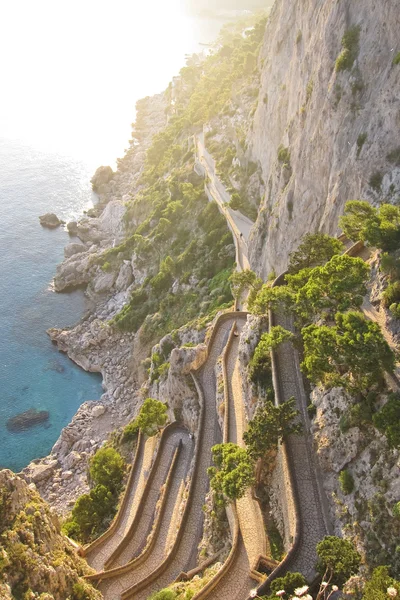 La bellissima isola di Capri, via Krupp — Foto Stock