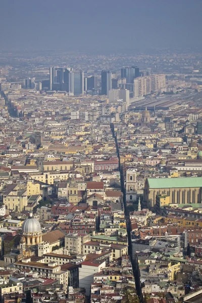 イタリアのナポリ市の aeriel 風光明媚なビュー — ストック写真