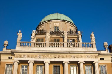 Palazzo carciotti trieste İtalya, neoklasik mimarisinin de