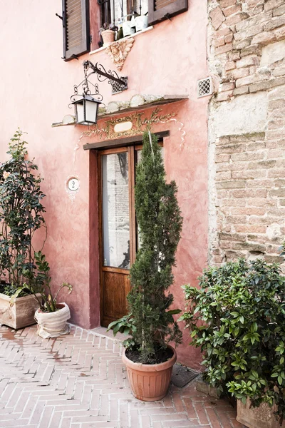 Velho rosto de parede na Toscana — Fotografia de Stock