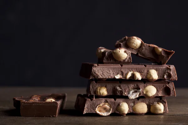 Cokelat dengan hazelnut — Stok Foto
