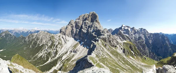 Beautiful scenic view of the dolomites mountain, monte duranno, italy — Stock Photo, Image