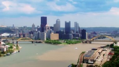 pittsburgh manzarası bir zaman atlamalı çekim.
