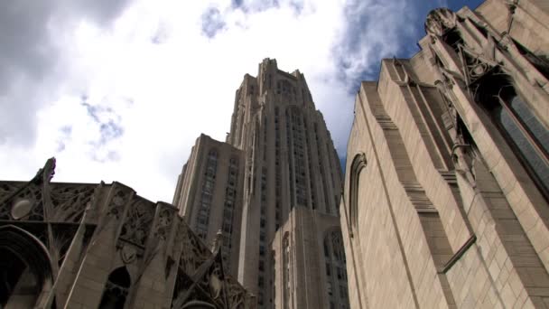 La catedral del aprendizaje en el campus de Pitt — Vídeos de Stock