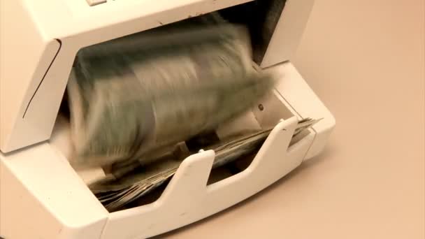 Máquina contadora de dinero . — Vídeos de Stock