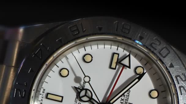 Detail náramkové hodinky. — Stock video