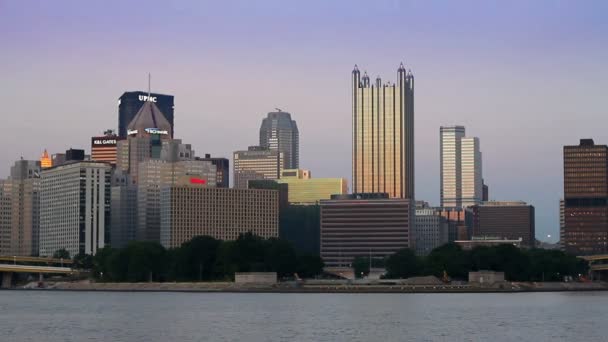 El horizonte de Pittsburgh — Vídeos de Stock