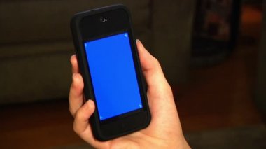 Mobil smartphone holding.