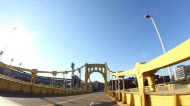 roberto clemente Cadde Köprüsü üzerinde sürüş