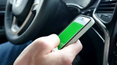 Araba kullanırken mesaj yazma