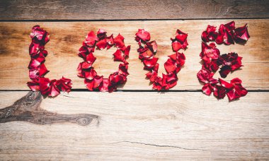 Fresh beautiful red roses valentine day close up texture background