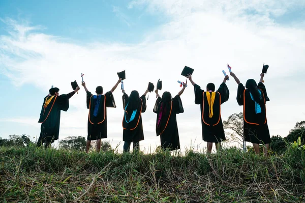 Silhouettes Students Celebration Education Graduation Student Success Learning Concept Ceremony — Fotografia de Stock