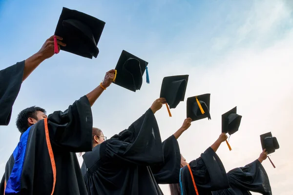Graduation Caps Thrown Air Success Graduates University Concept Education Congratulation — Stock Photo, Image