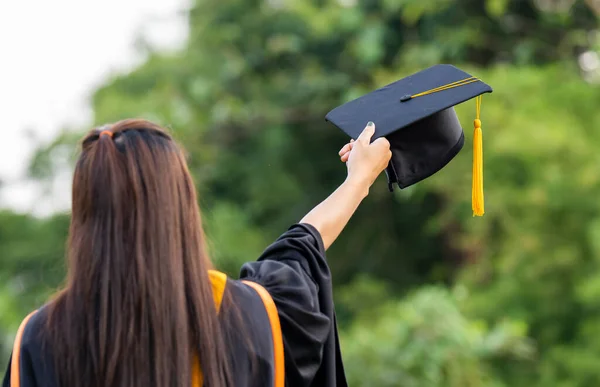 Graduation Caps Thrown Green Background Success Graduates University Concept Education — ストック写真