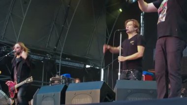 Rus rock band BI-2 canlı performans rock Festivali en güzel şehir