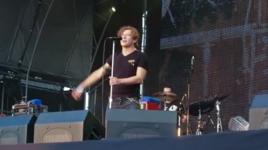 Rus rock band BI-2 canlı performans rock Festivali en güzel şehir