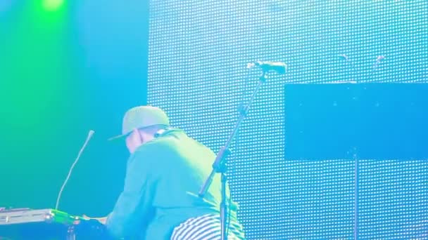 Mumiy Troll ao vivo no festival de rock The Best City — Vídeo de Stock