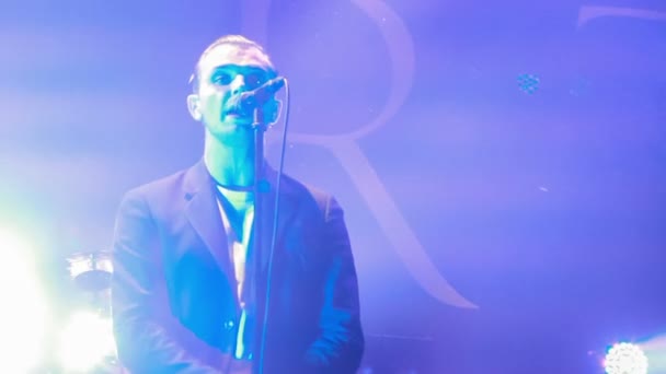 Hurts live performance at the rock festival The Best City — Stok Video